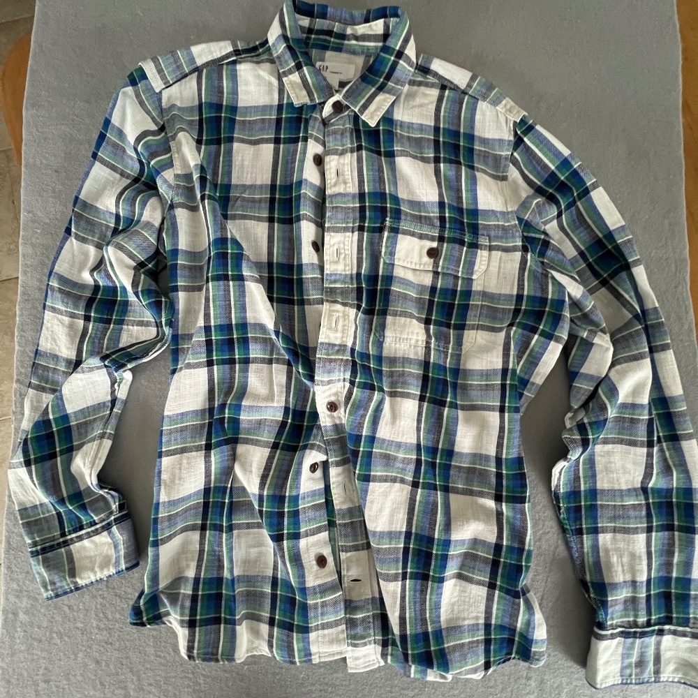 Gap Men's Button Up Plaid Shirt NWOT